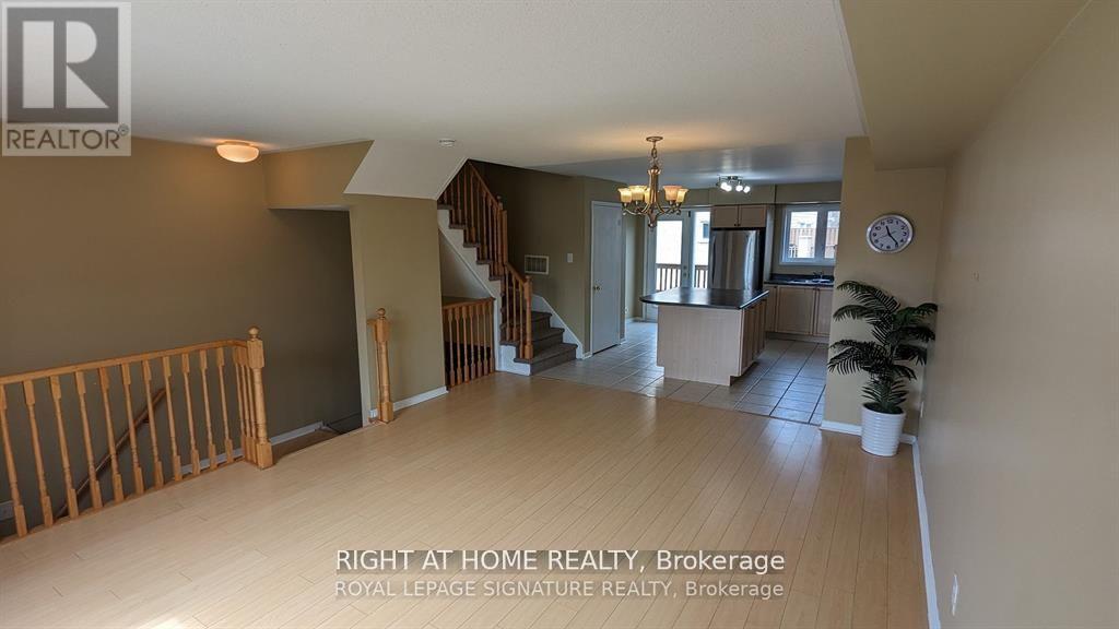 27 - 4869 Half Moon Grove Property Photo 8