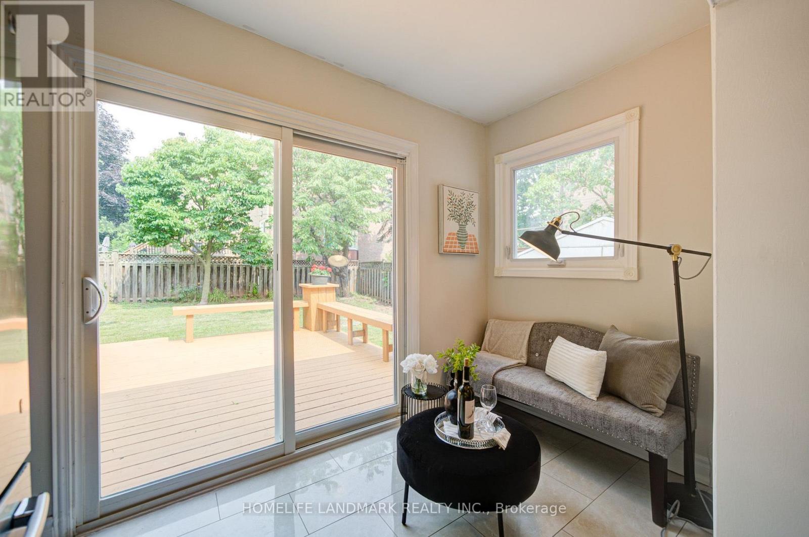 1091 Queens Avenue Property Photo 19