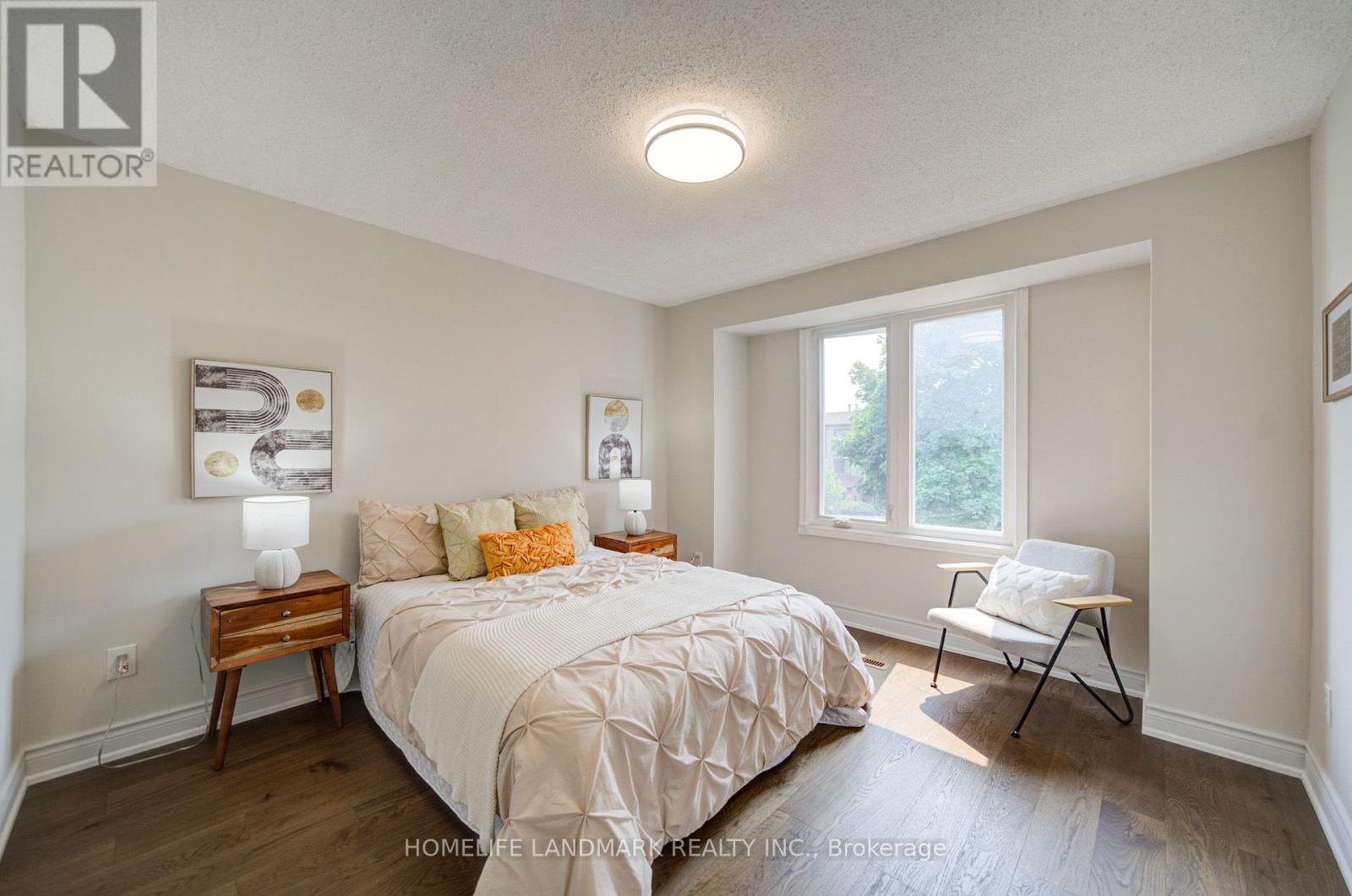1091 Queens Avenue Property Photo 25
