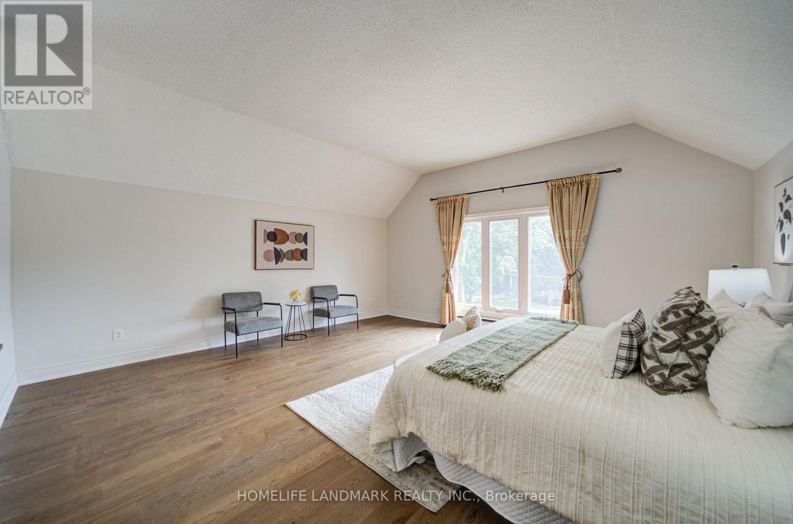 1091 Queens Avenue Property Photo 35