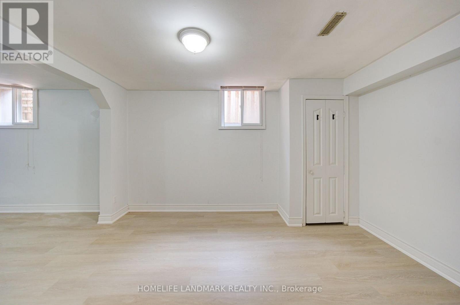 1091 Queens Avenue Property Photo 45
