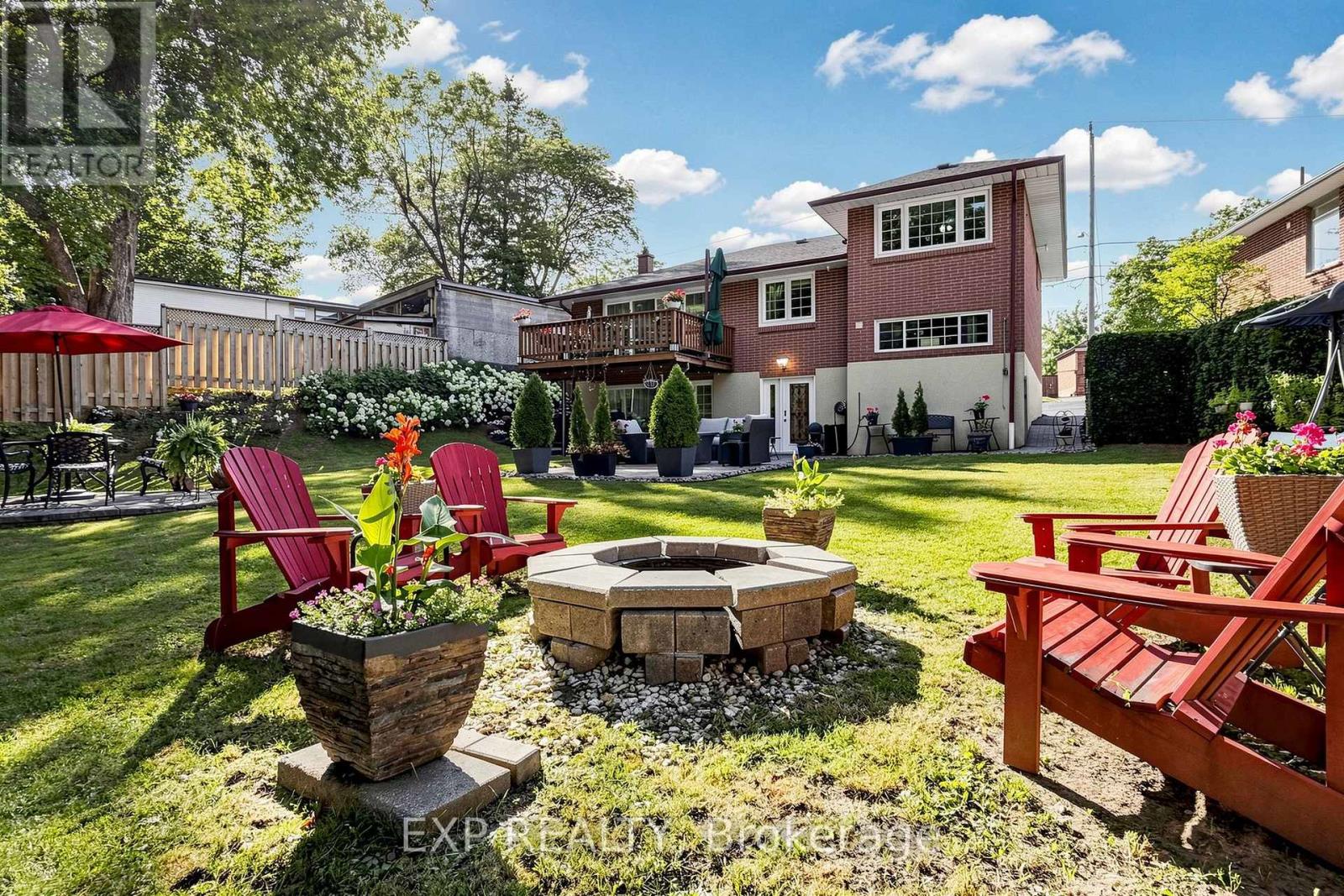 77 Letchworth Crescent Property Photo 1