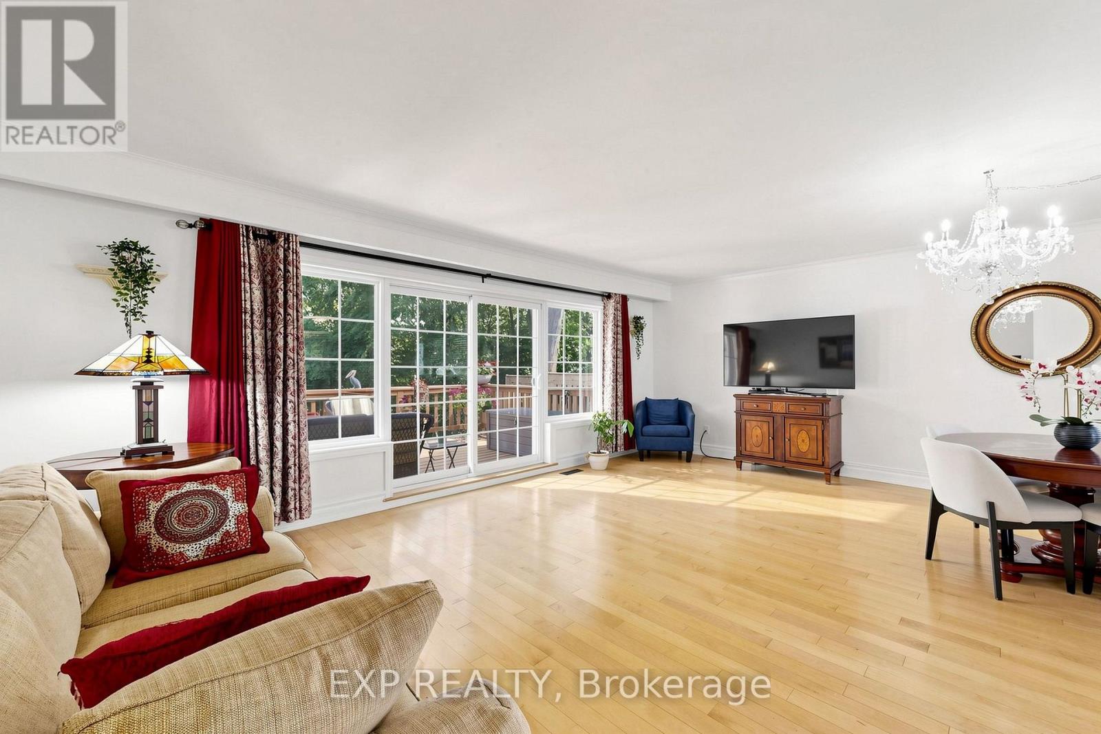 77 Letchworth Crescent Property Photo 6