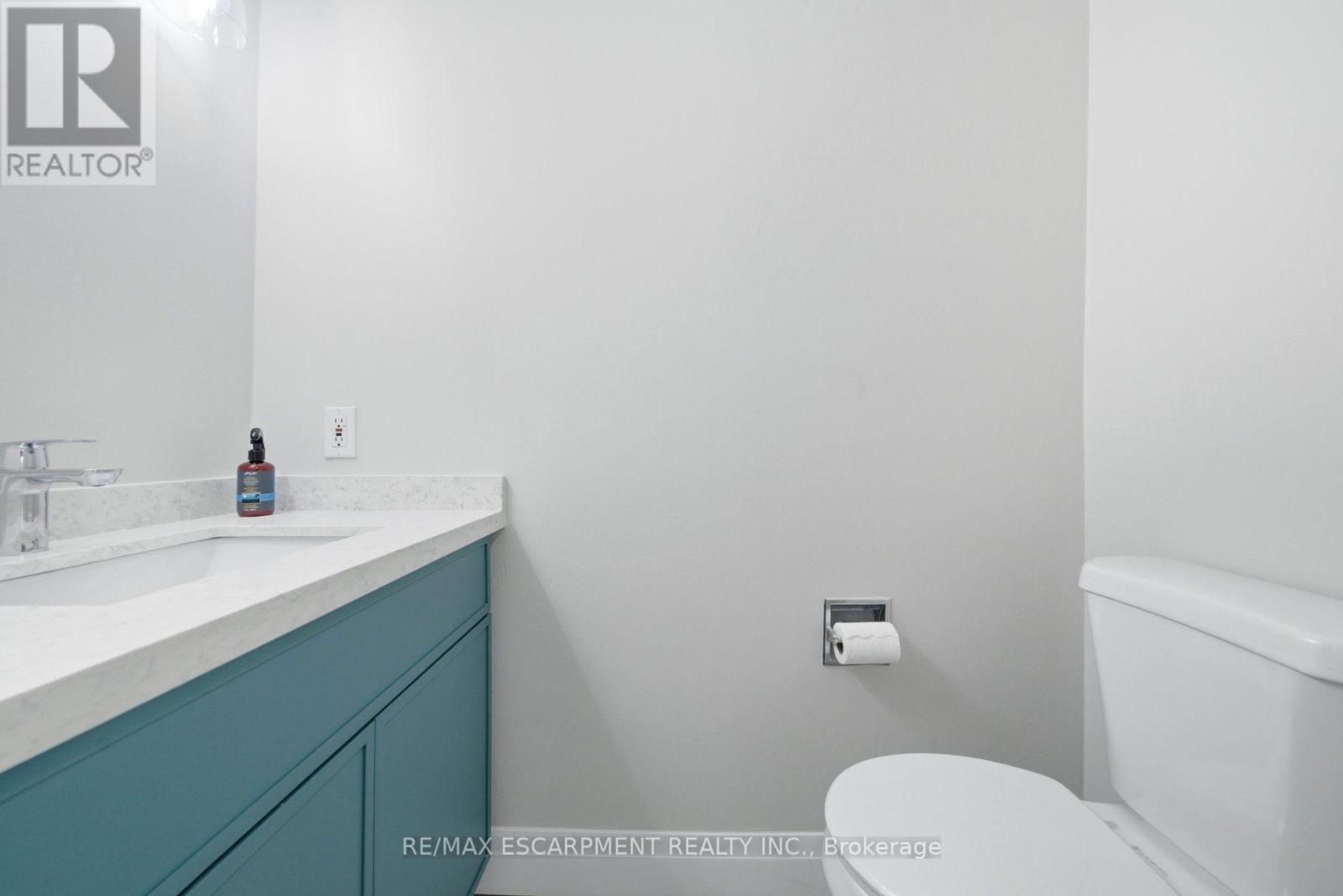 2 - 2155 Duncaster Drive Property Photo 21