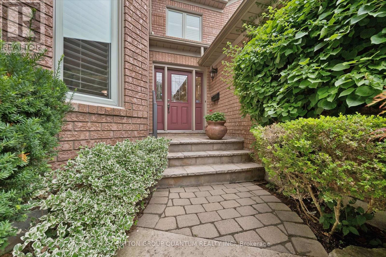 1641 Glenvista Drive Property Photo 4