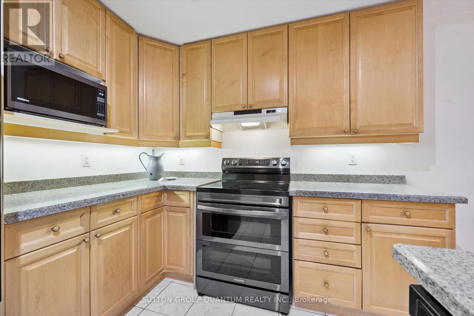 1641 Glenvista Drive Property Photo 13