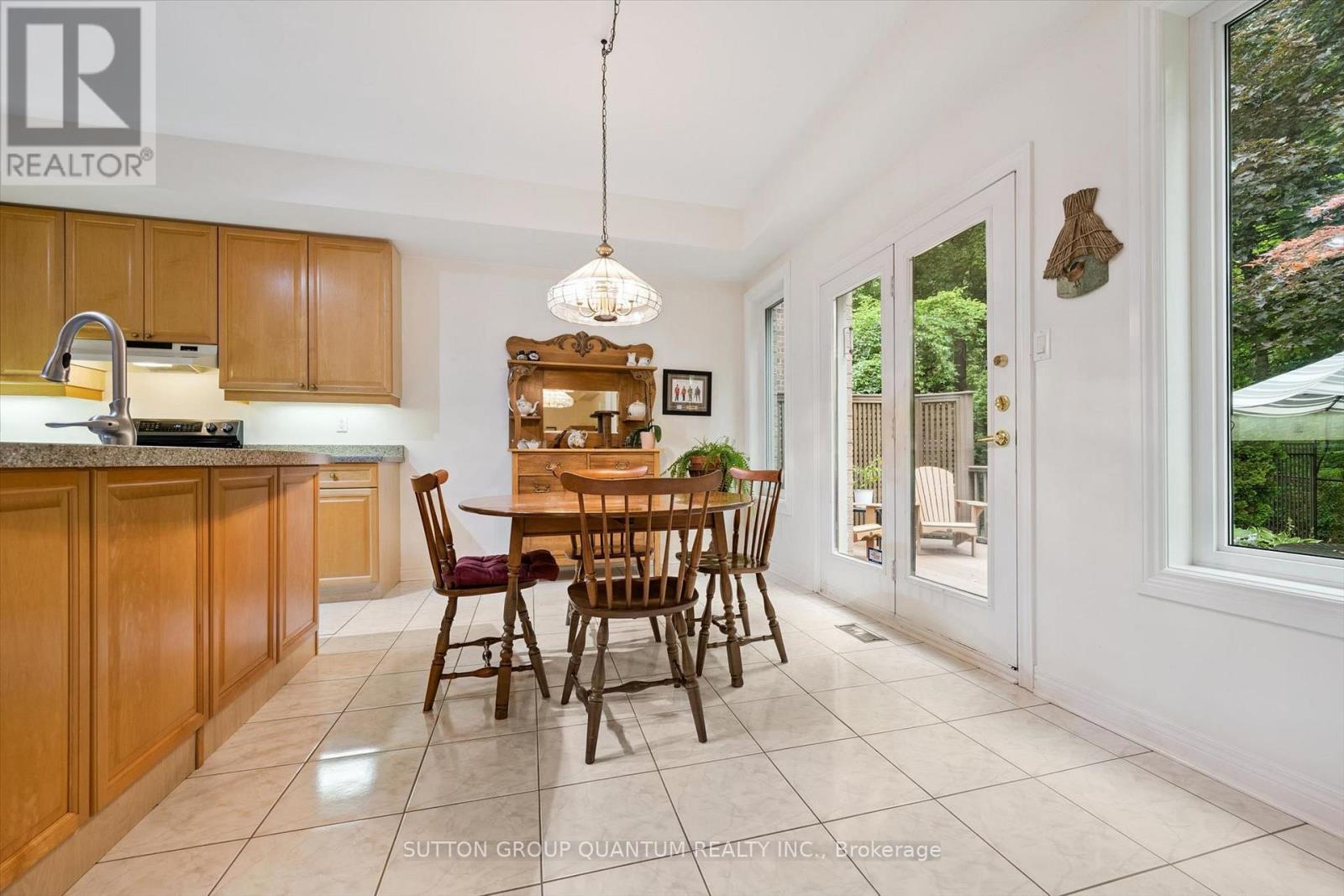 1641 Glenvista Drive Property Photo 15