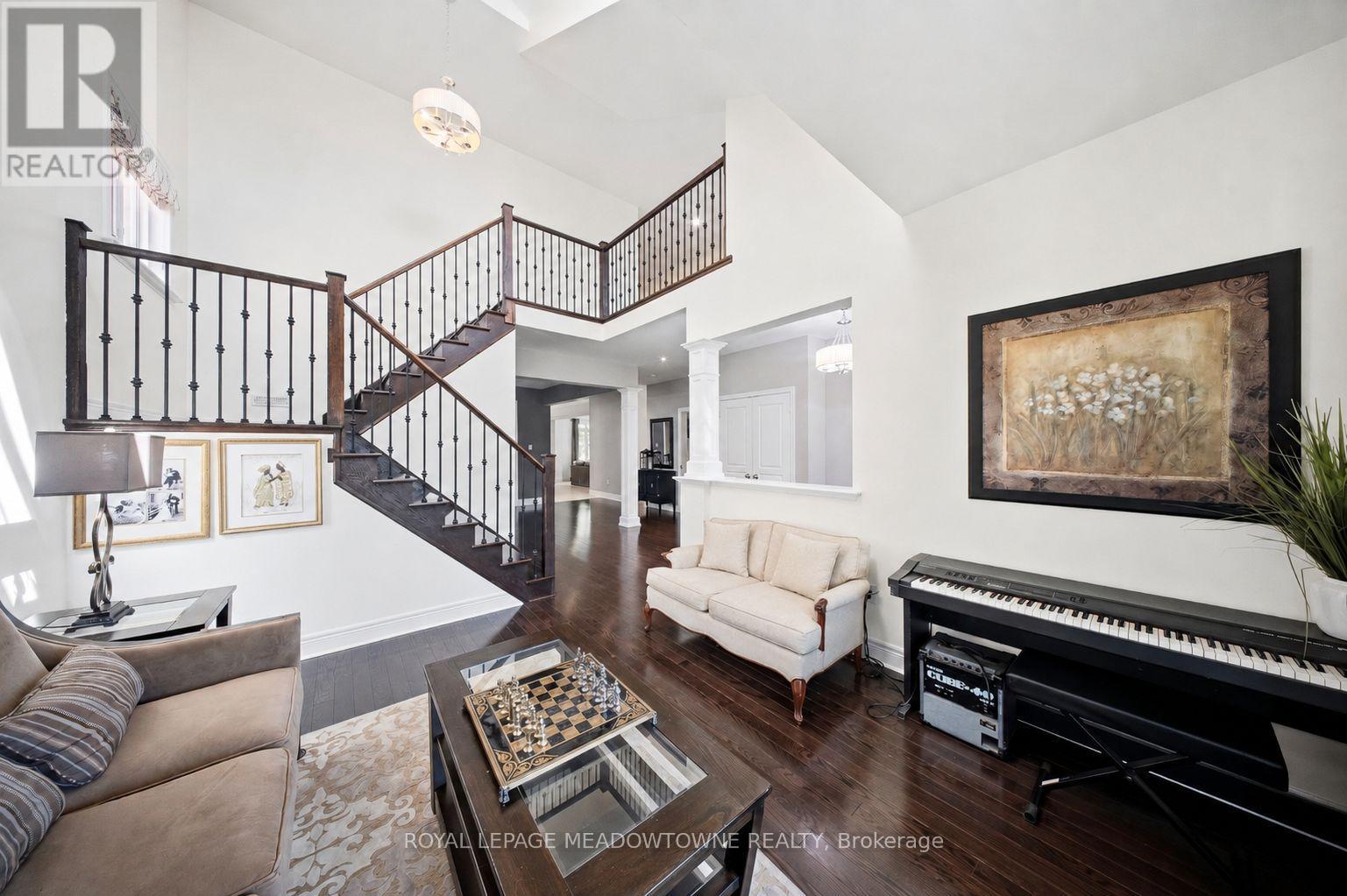 298 Eaton Street Property Photo 11