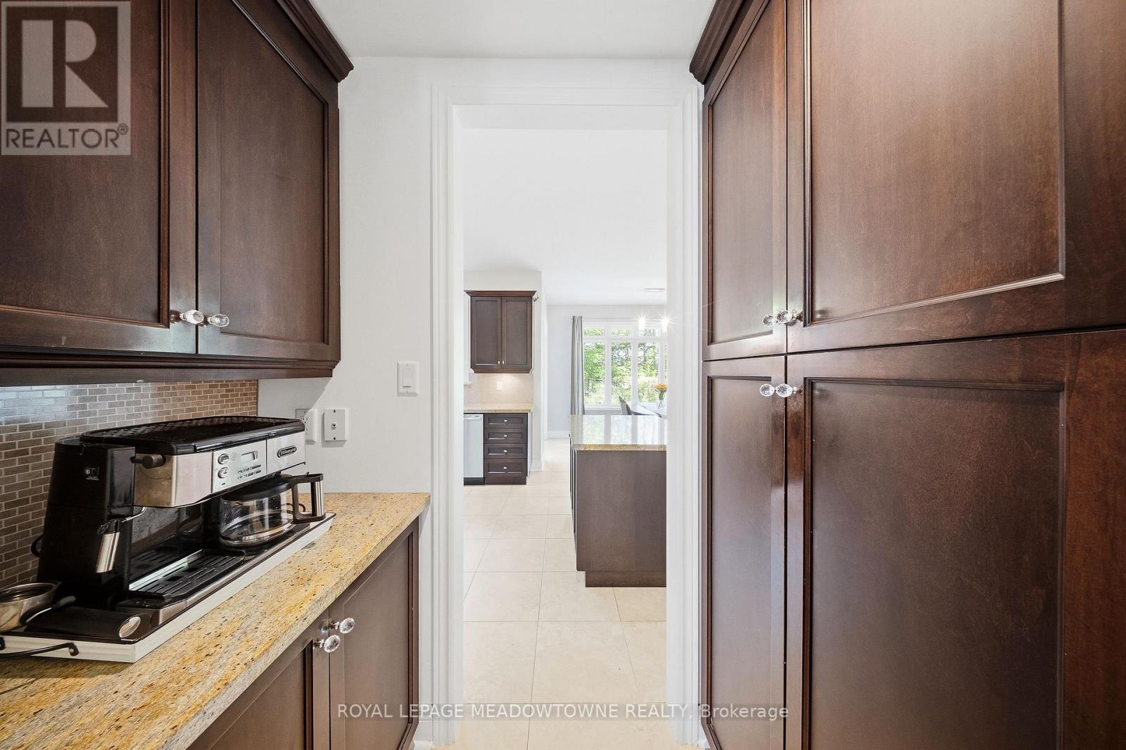298 Eaton Street Property Photo 14