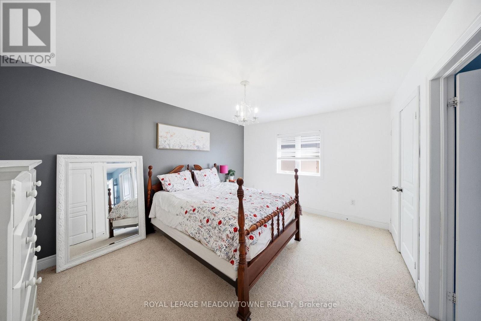 298 Eaton Street Property Photo 32