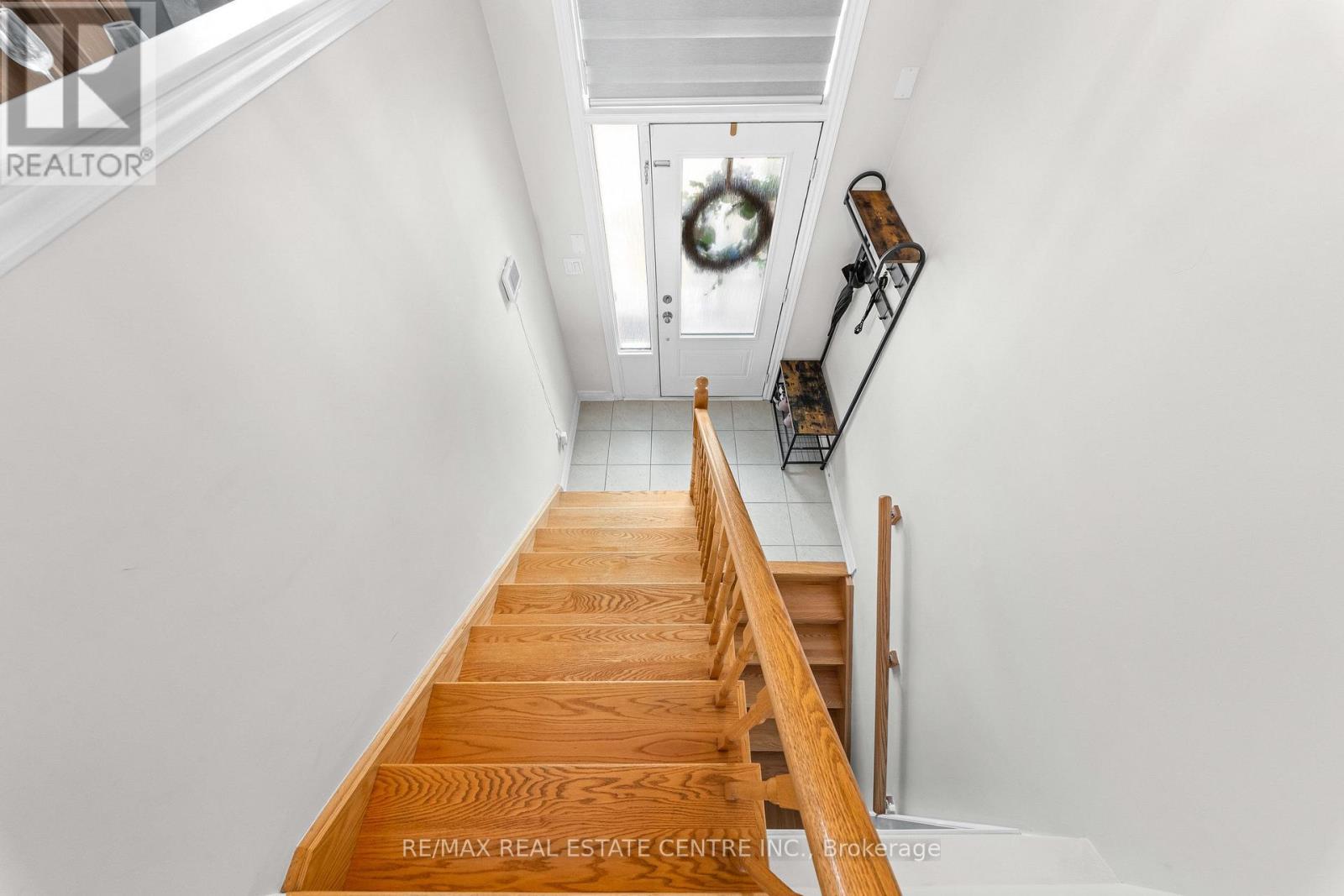 34 Aspen Hills Road Property Photo 5