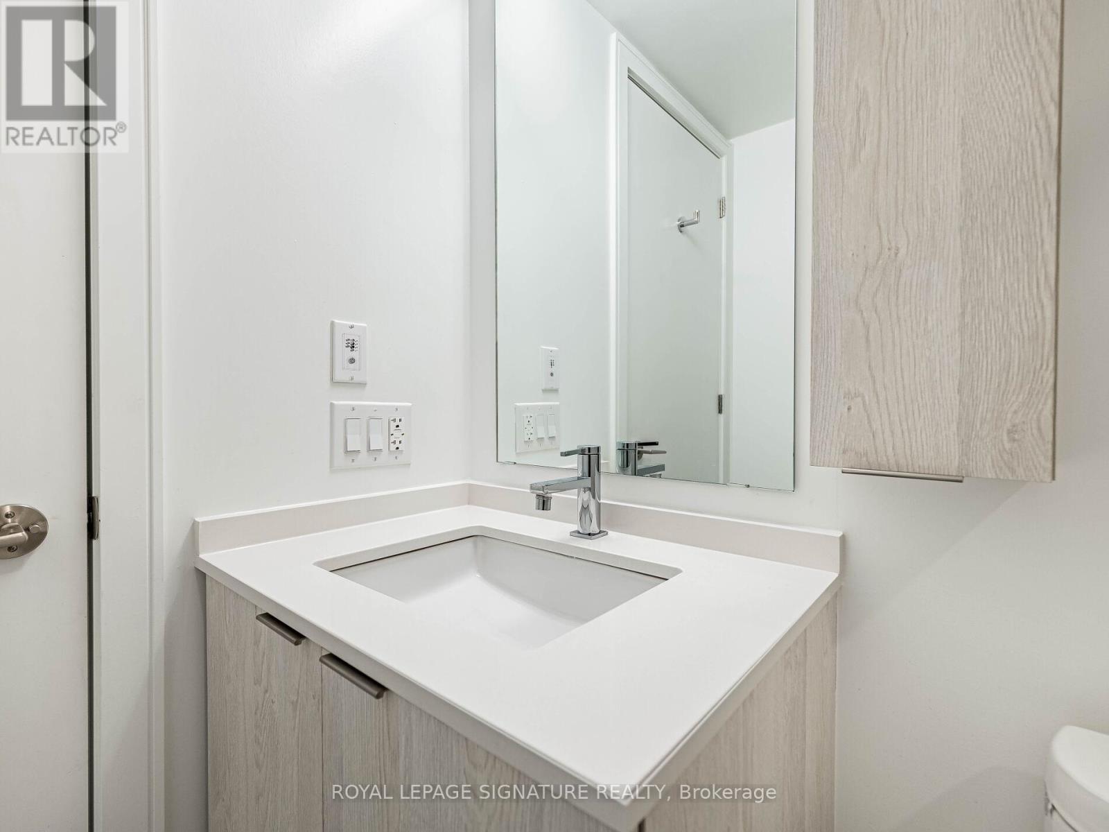 622 - 86 Dundas Street E Property Photo 33