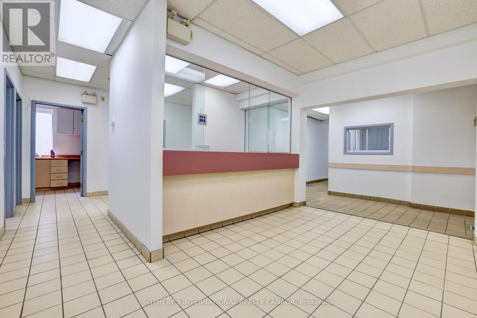 101 - 1655 Dufferin Street Property Photo 14