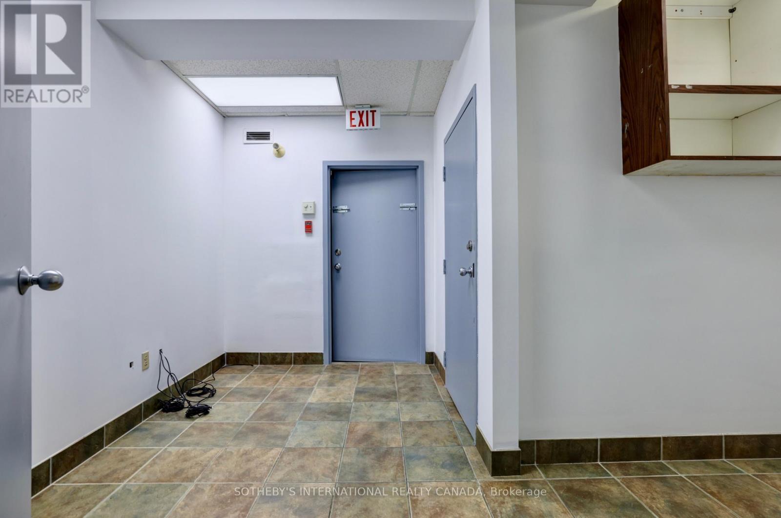 101 - 1655 Dufferin Street Property Photo 30