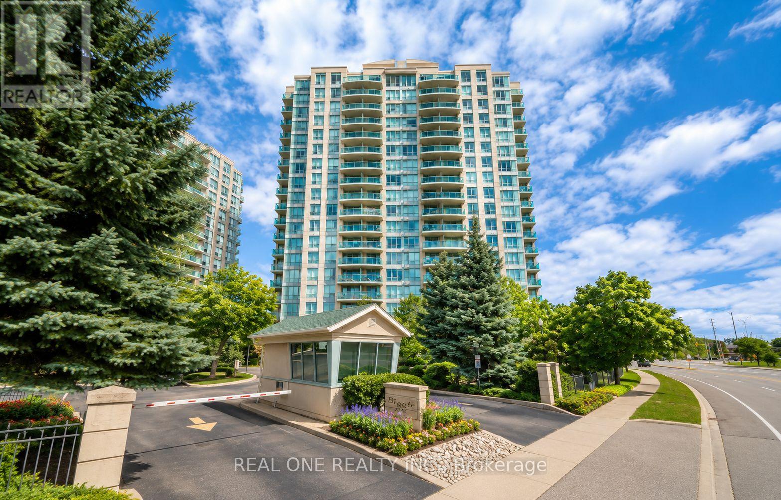 1605 - 2545 Erin Centre Boulevard Property Photo 1
