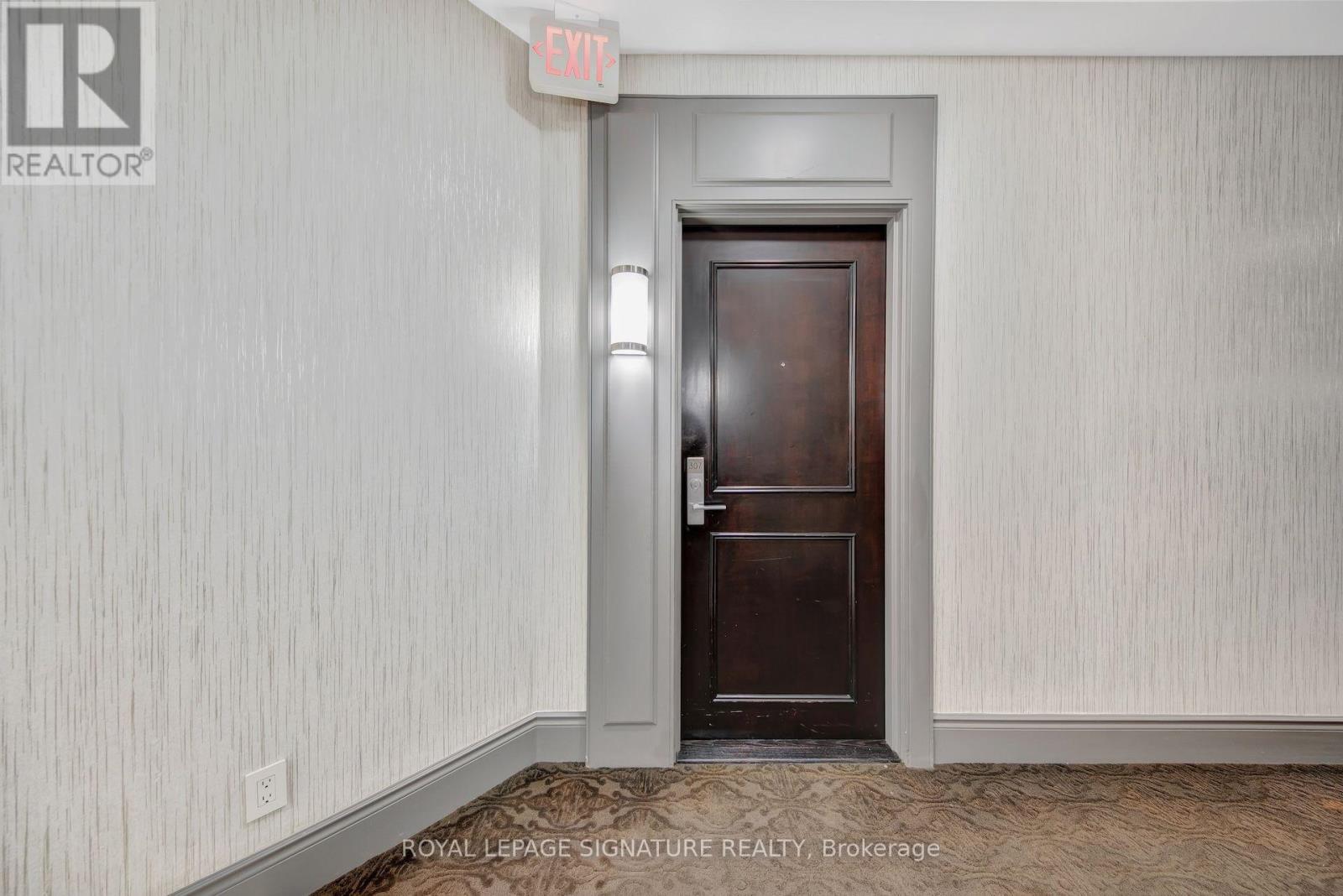 307 - 25 EARLINGTON AVENUE