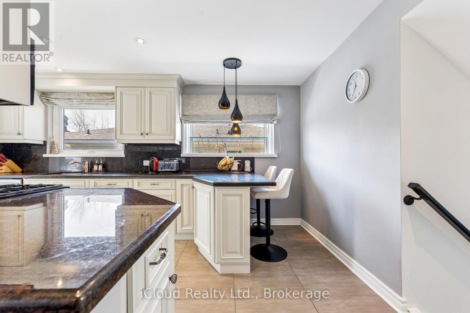 43 Ferndale Crescent Property Photo 10