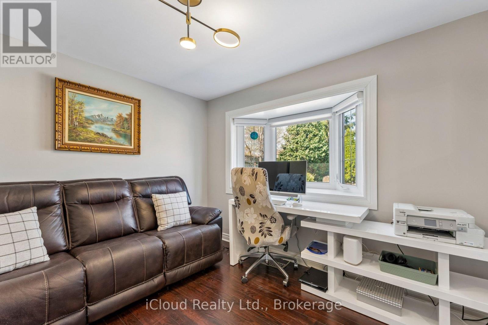 43 Ferndale Crescent Property Photo 24