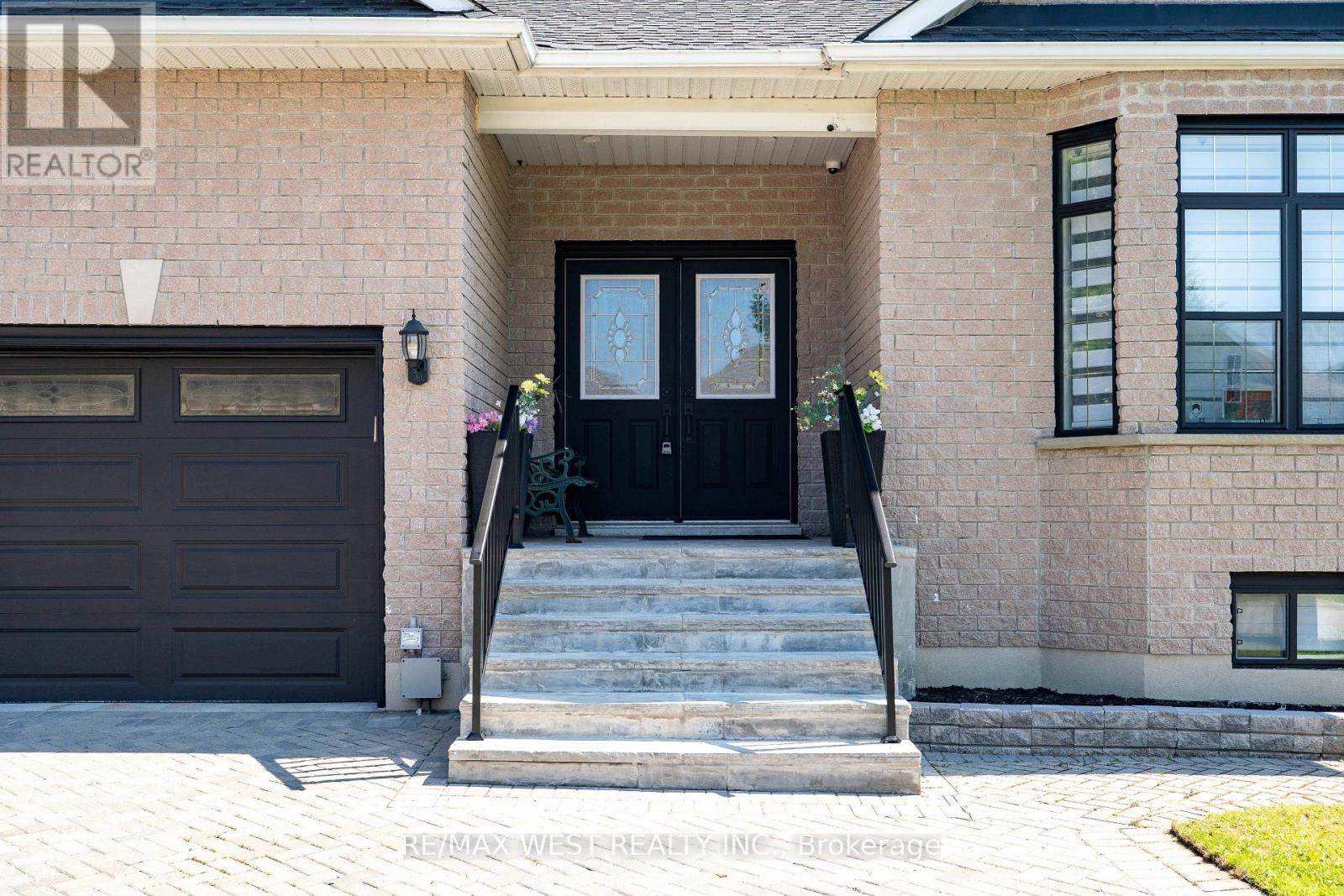 3163 Rolling Stone Court Property Photo 3