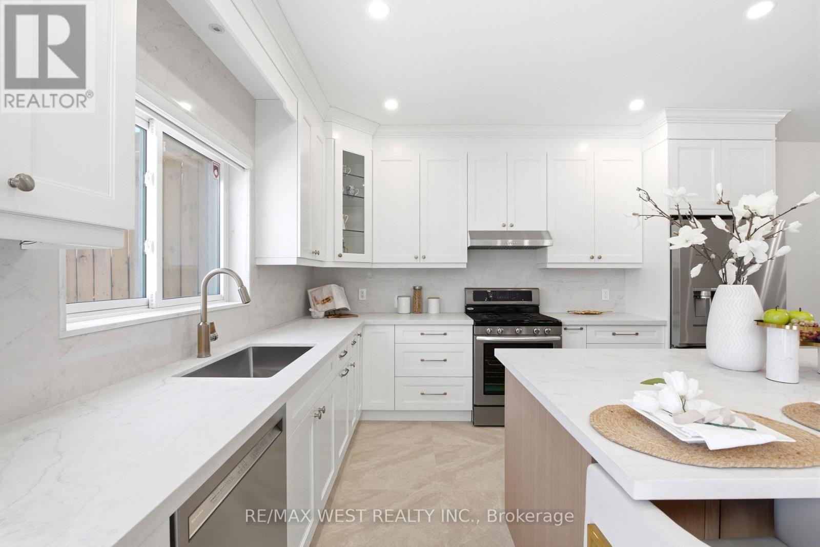 3163 Rolling Stone Court Property Photo 11