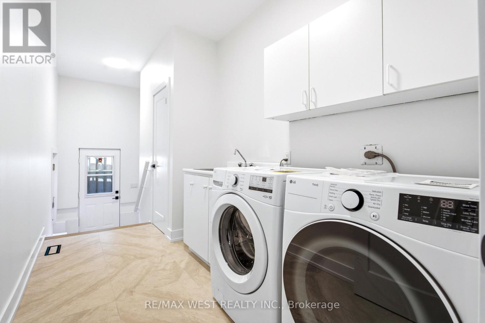 3163 Rolling Stone Court Property Photo 28
