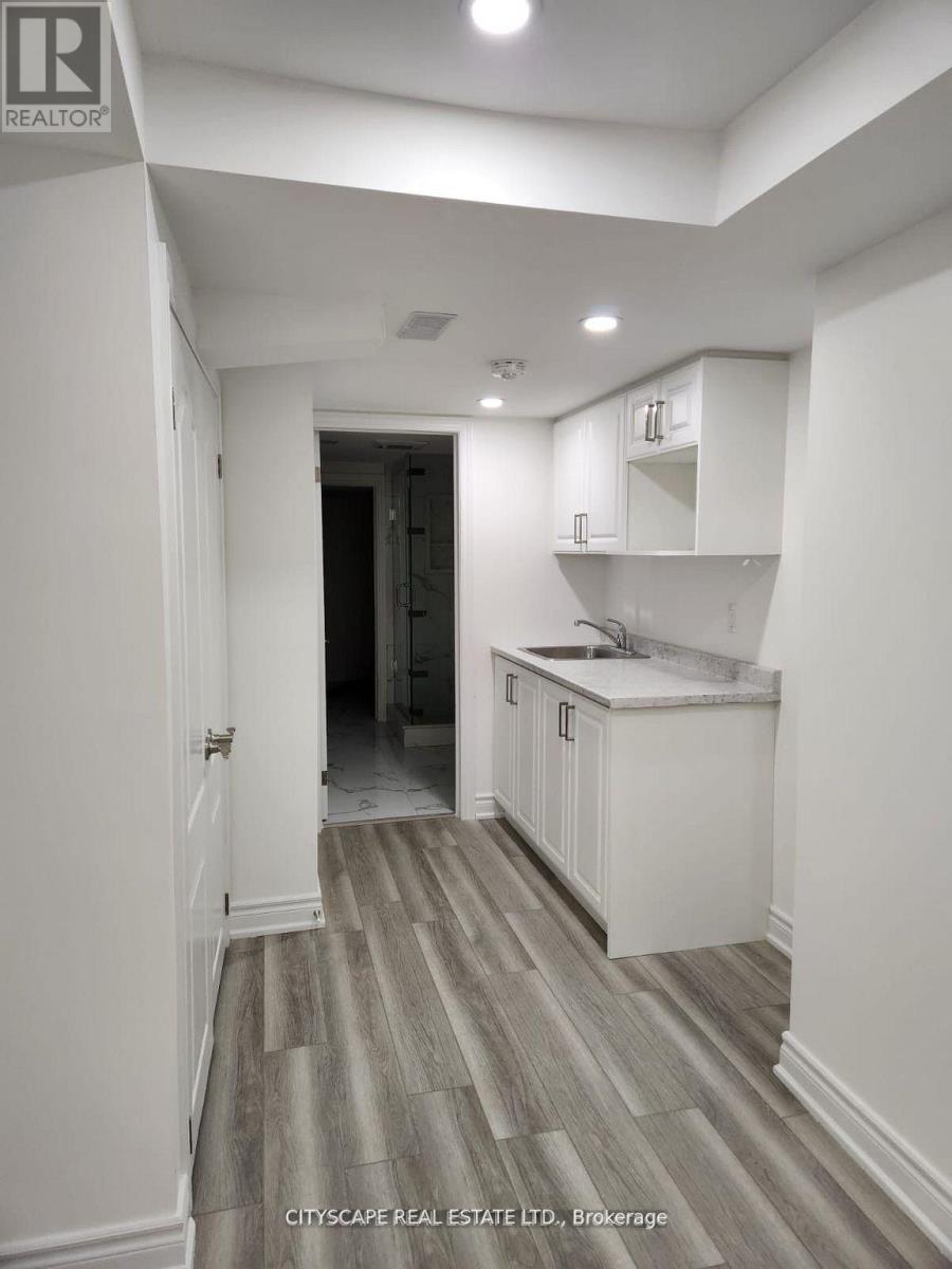 3038 Islington Avenue Property Photo 22
