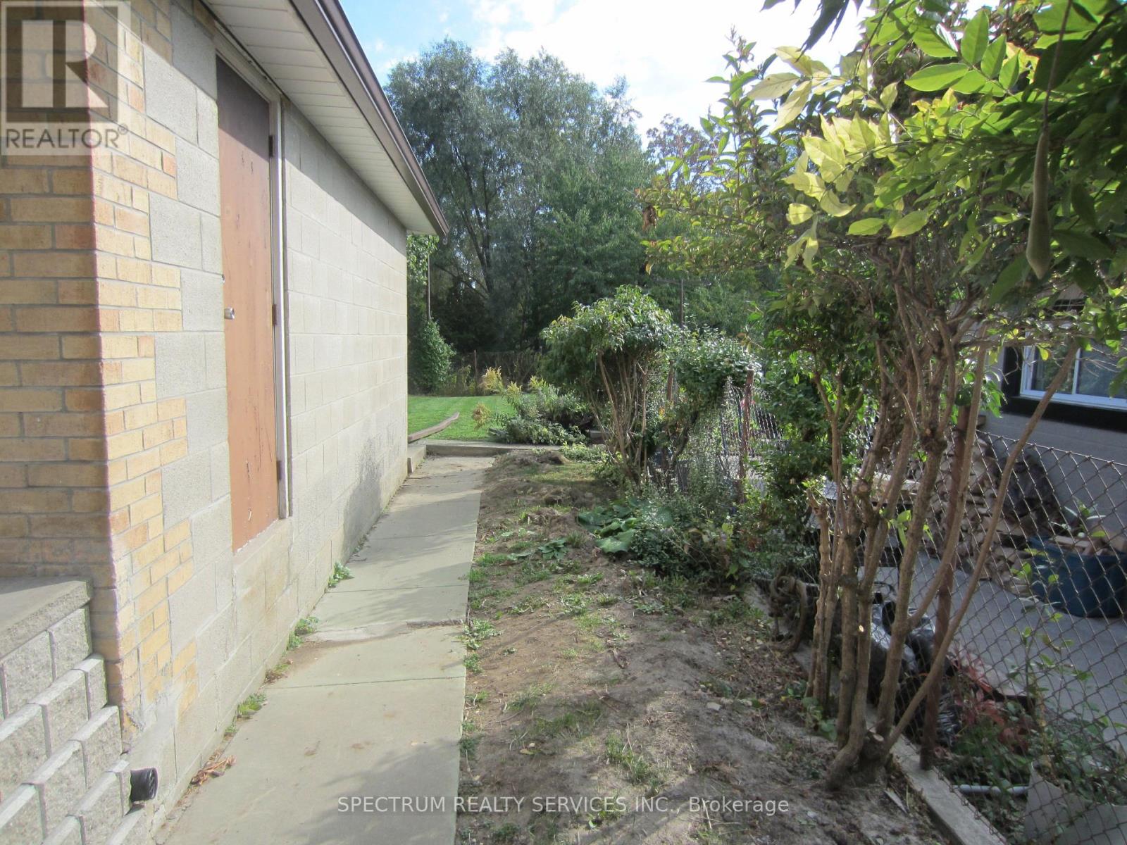 Unit 1 - 49 Gotham Court Property Photo 16