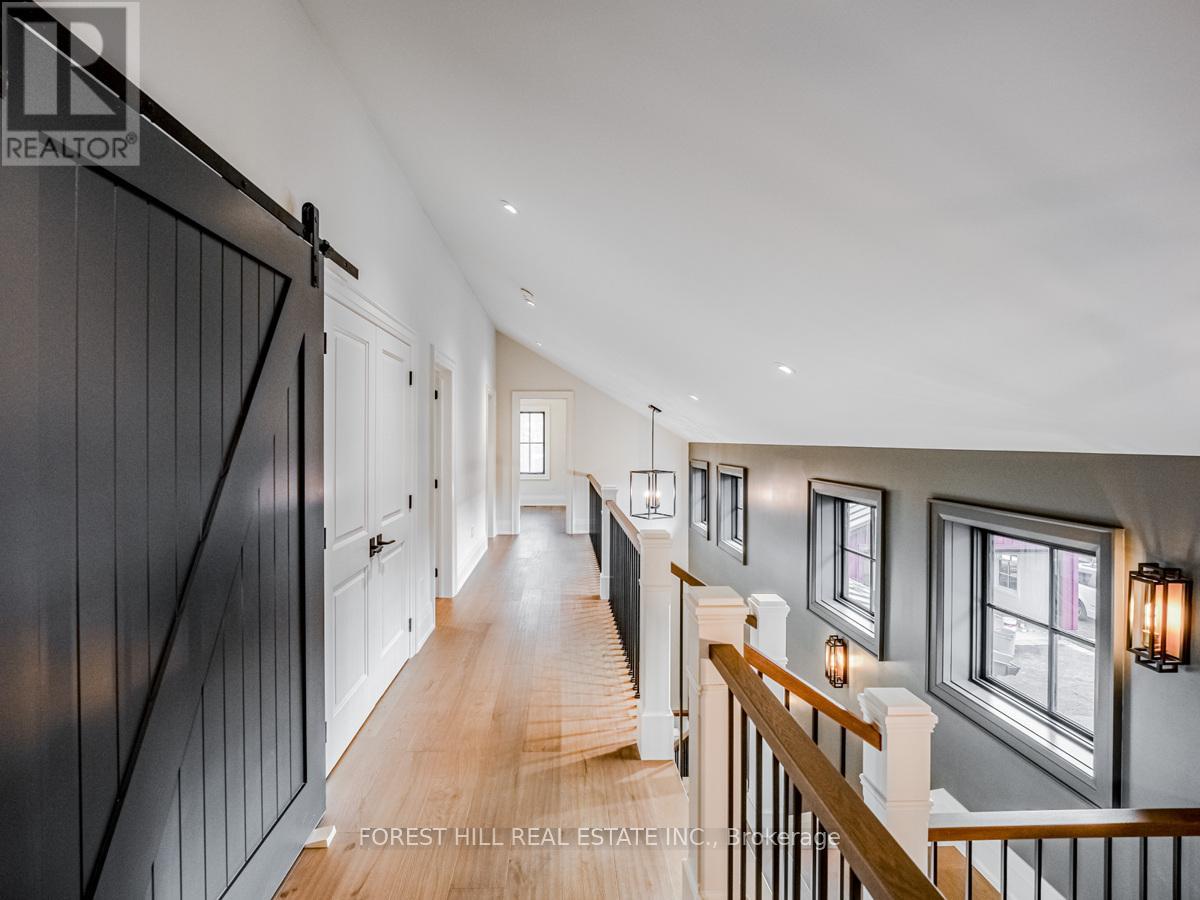 7089 Second Line W Property Photo 20