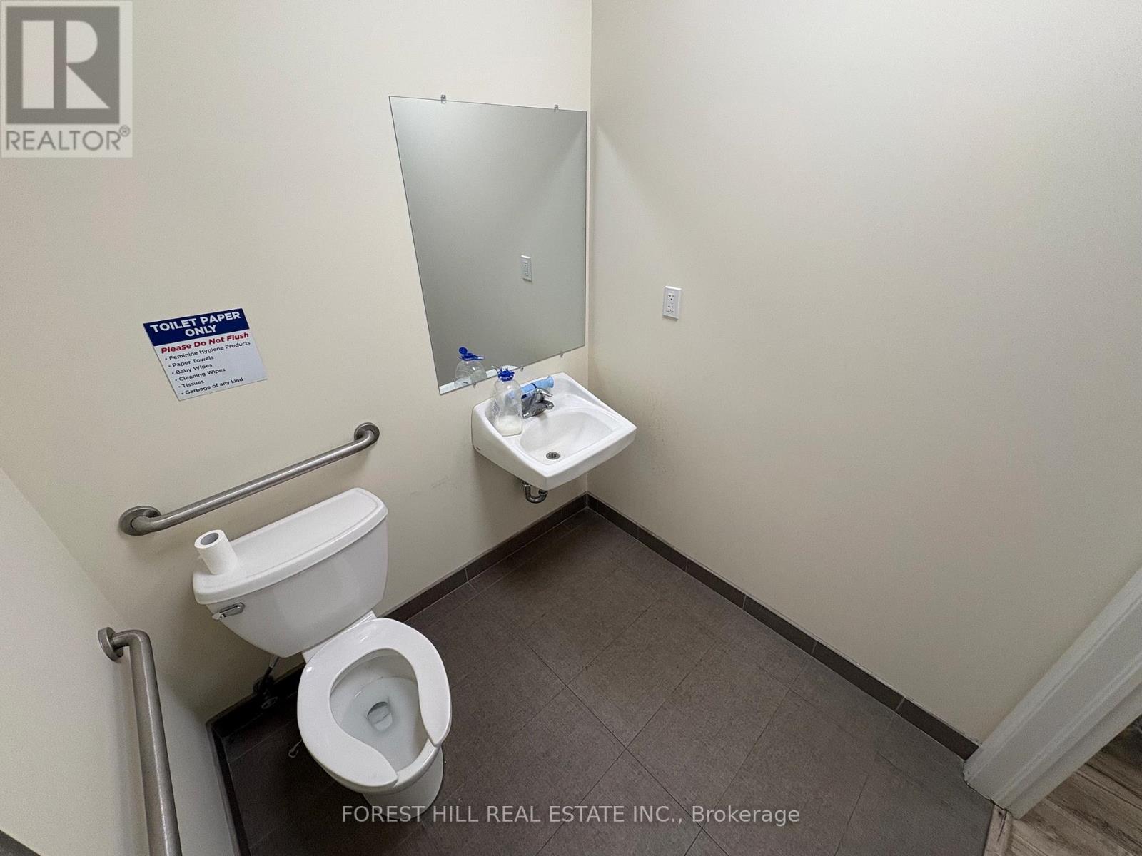 8 - 18371 Hurontario Street Property Photo 6