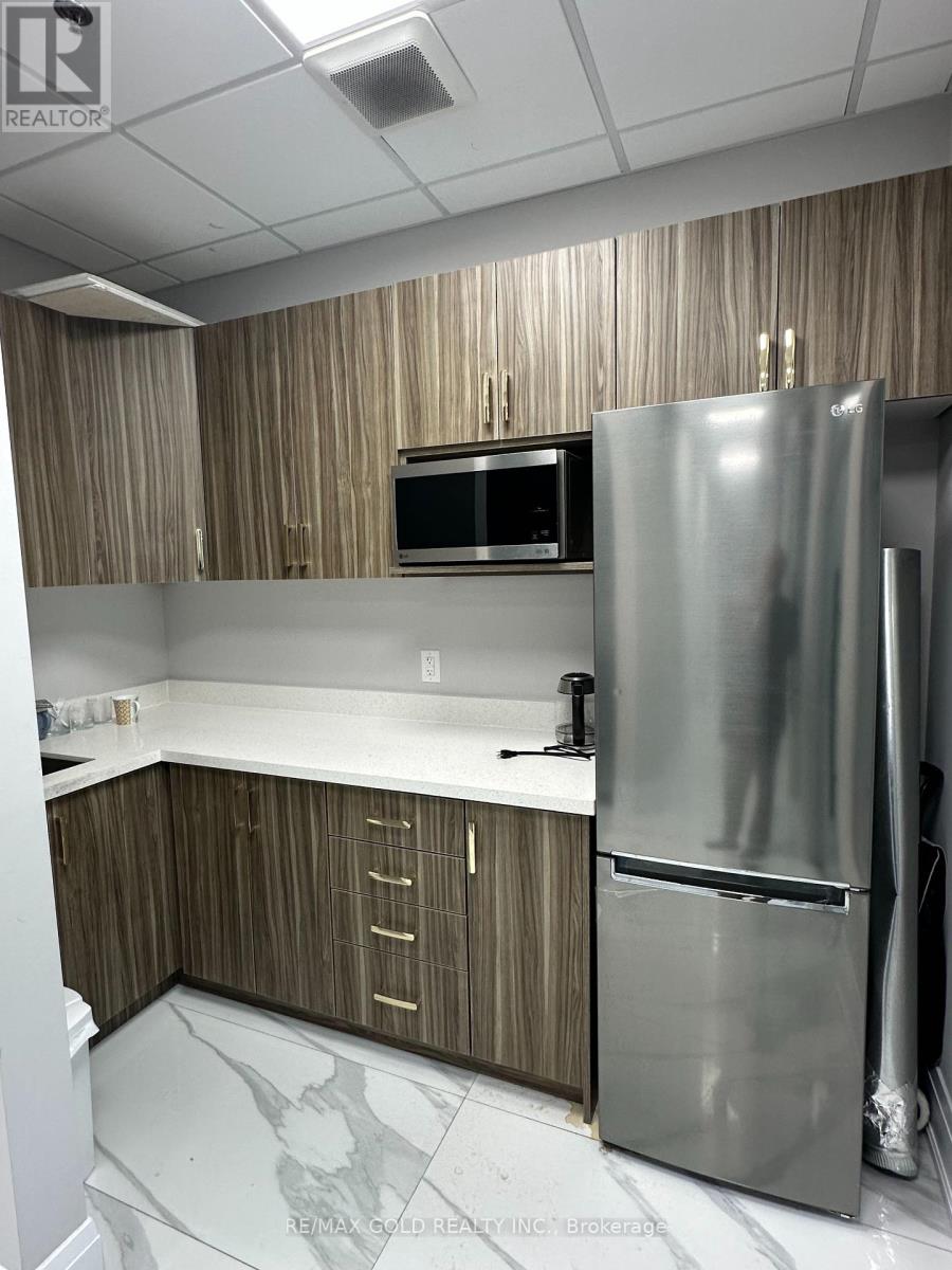 212 - 50 Sunny Meadow Boulevard Property Photo 15