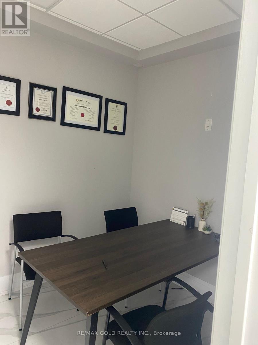 212 - 50 Sunny Meadow Boulevard Property Photo 19