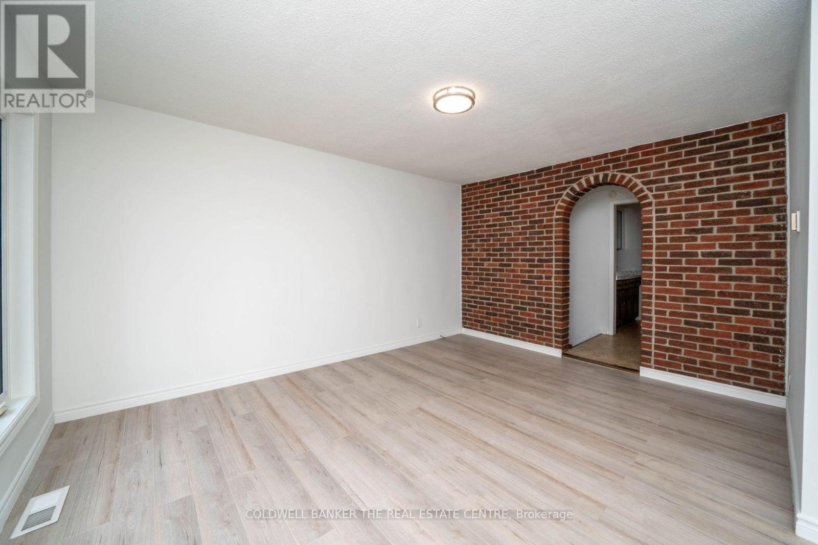 2966 Islington Avenue Property Photo 20
