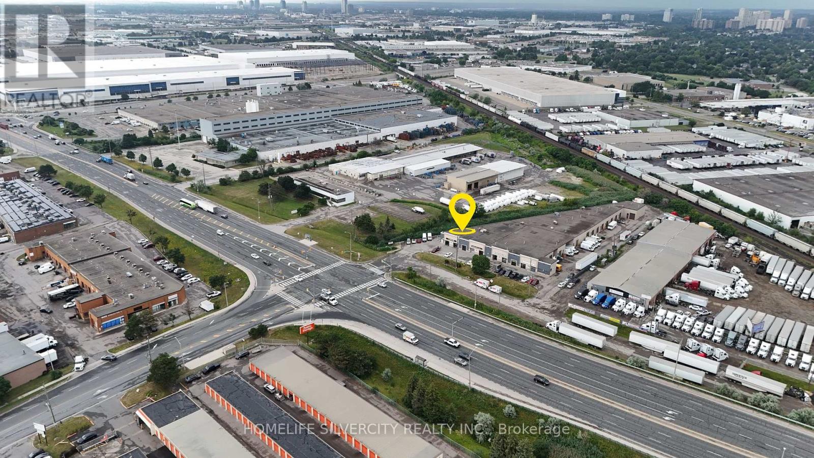 1730 Steeles Avenue E Property Photo 28