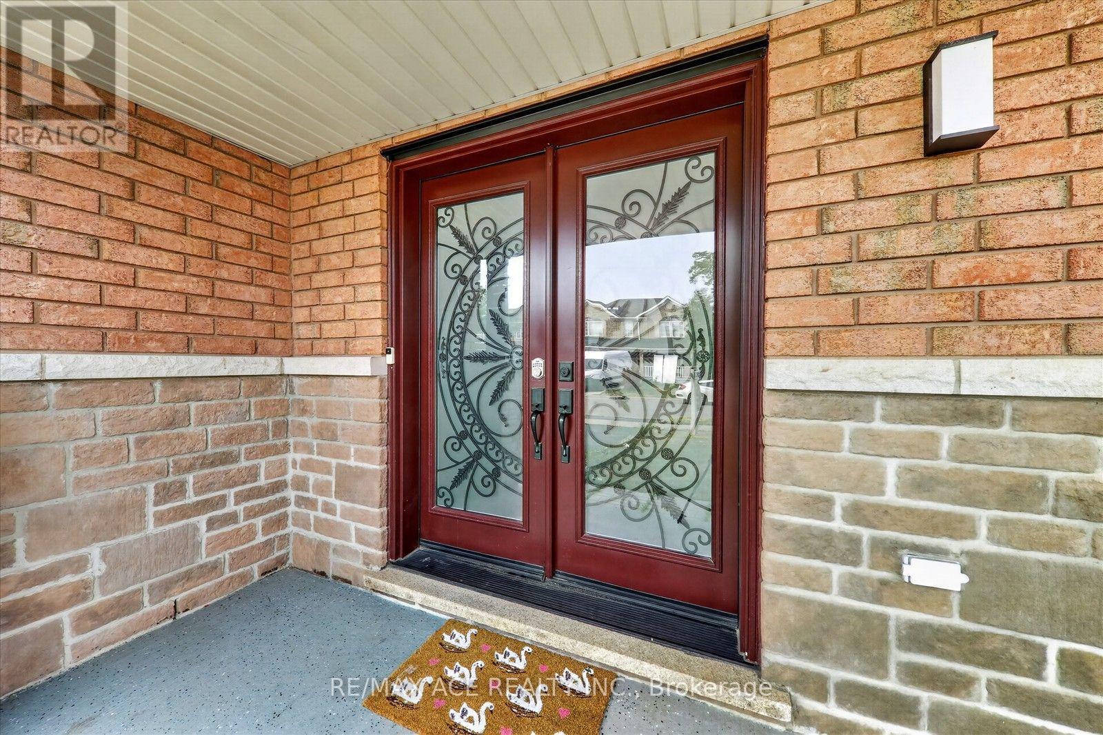 24 Zimmer Street Property Photo 6