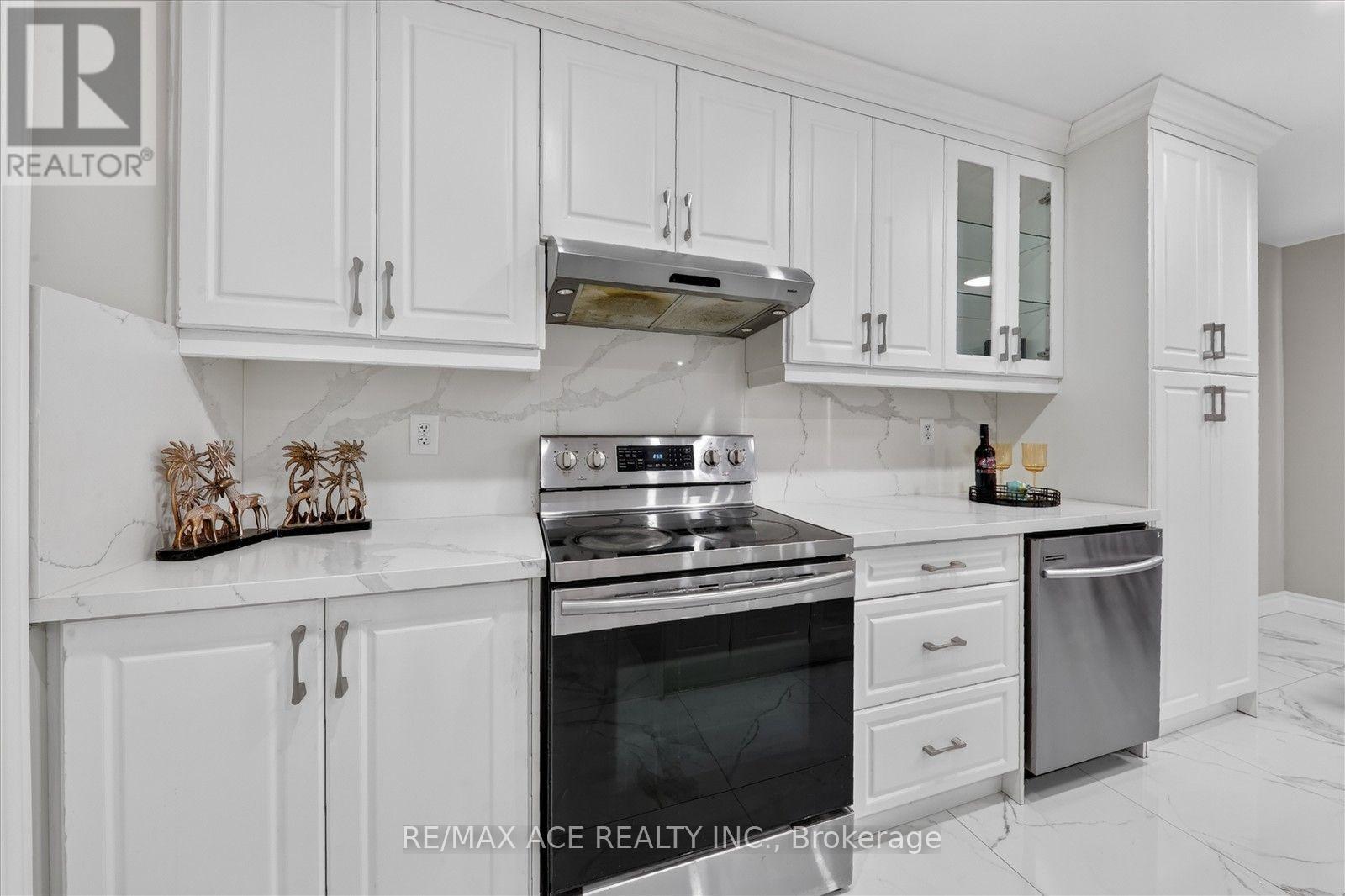 24 Zimmer Street Property Photo 16