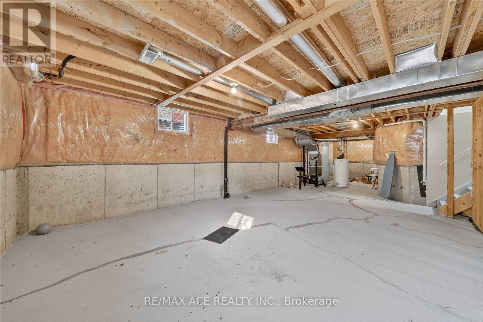 24 Zimmer Street Property Photo 39