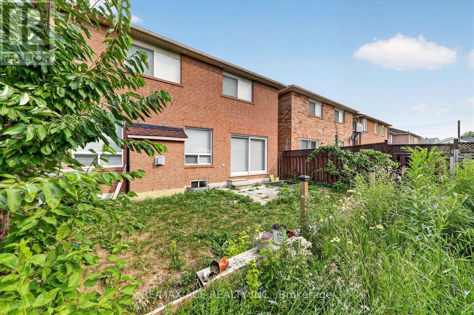 24 Zimmer Street Property Photo 40