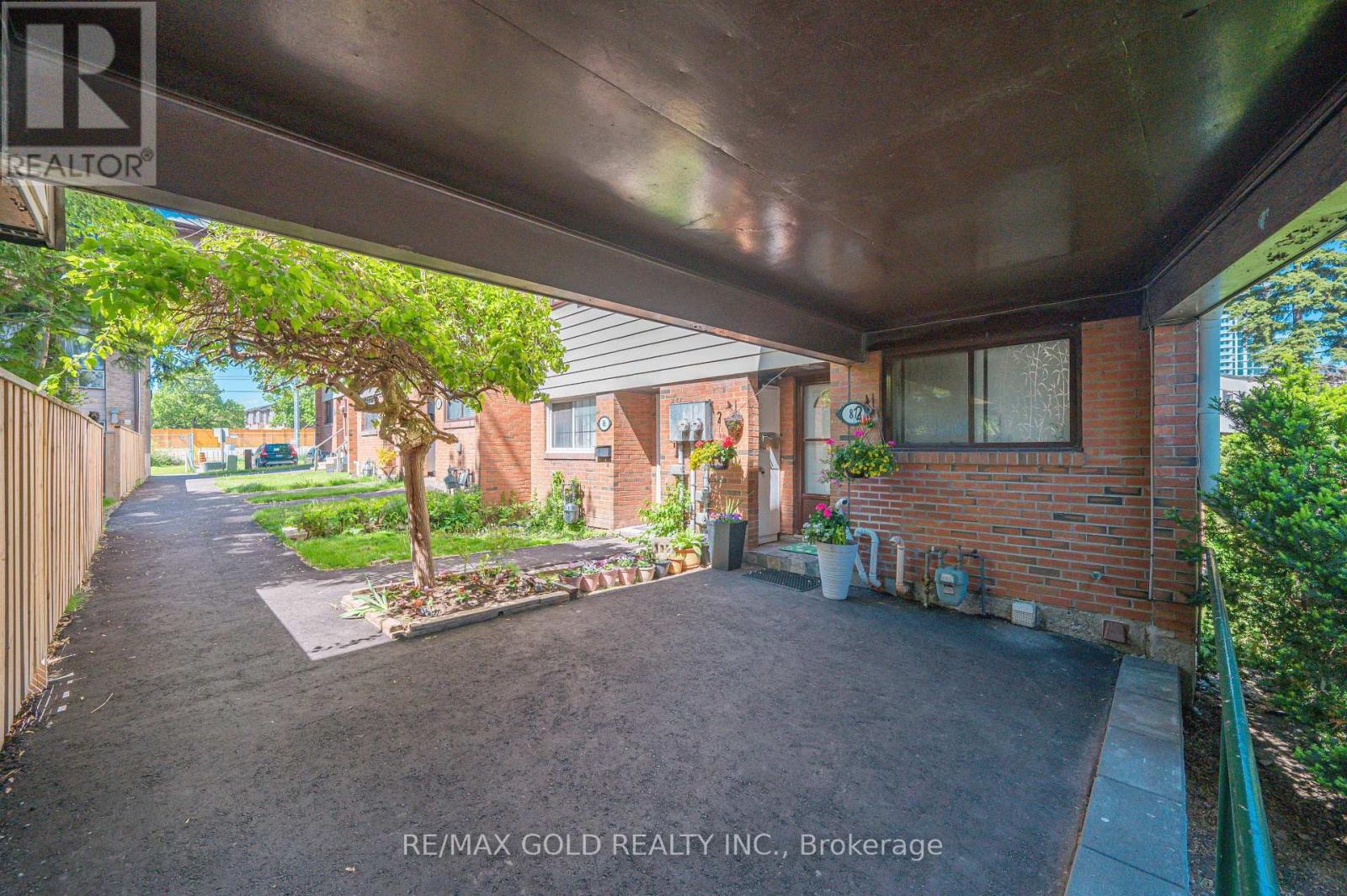 87 - 180 Mississauga Valley Boulevard Property Photo 4
