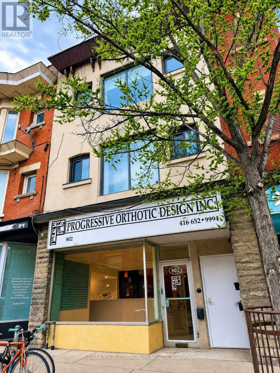 802 BLOOR STREET W Property Photo 1