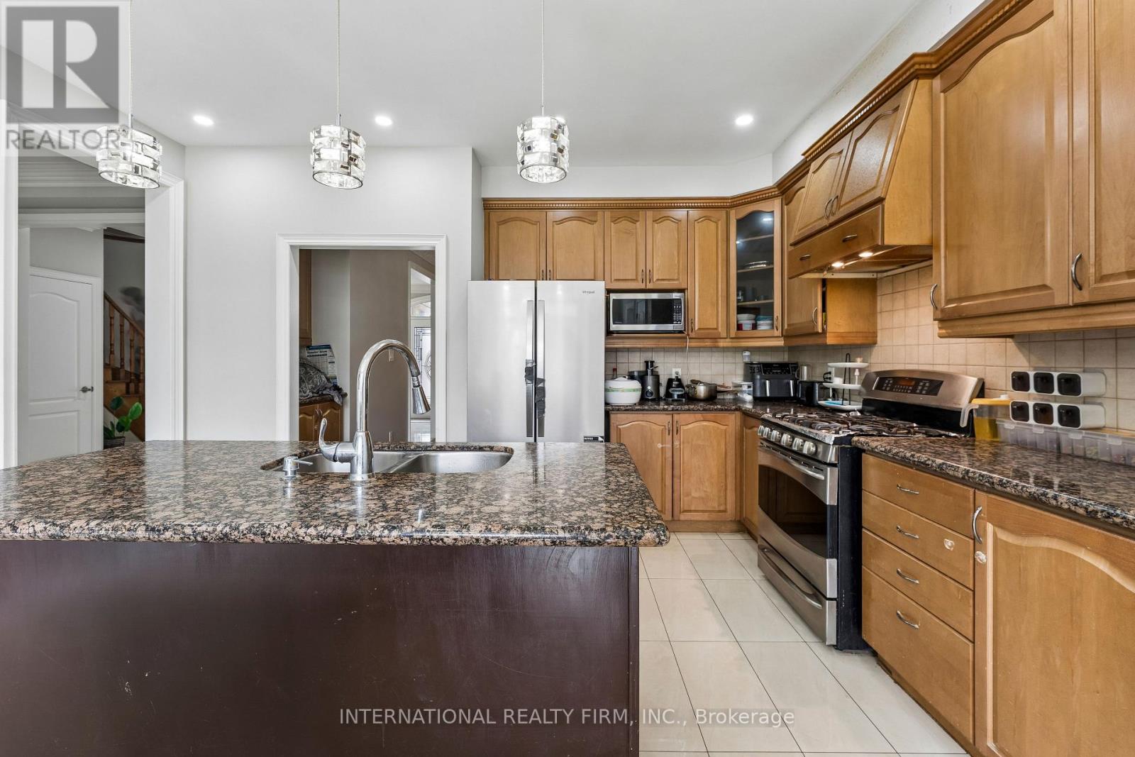 8 Redwillow Road Property Photo 9