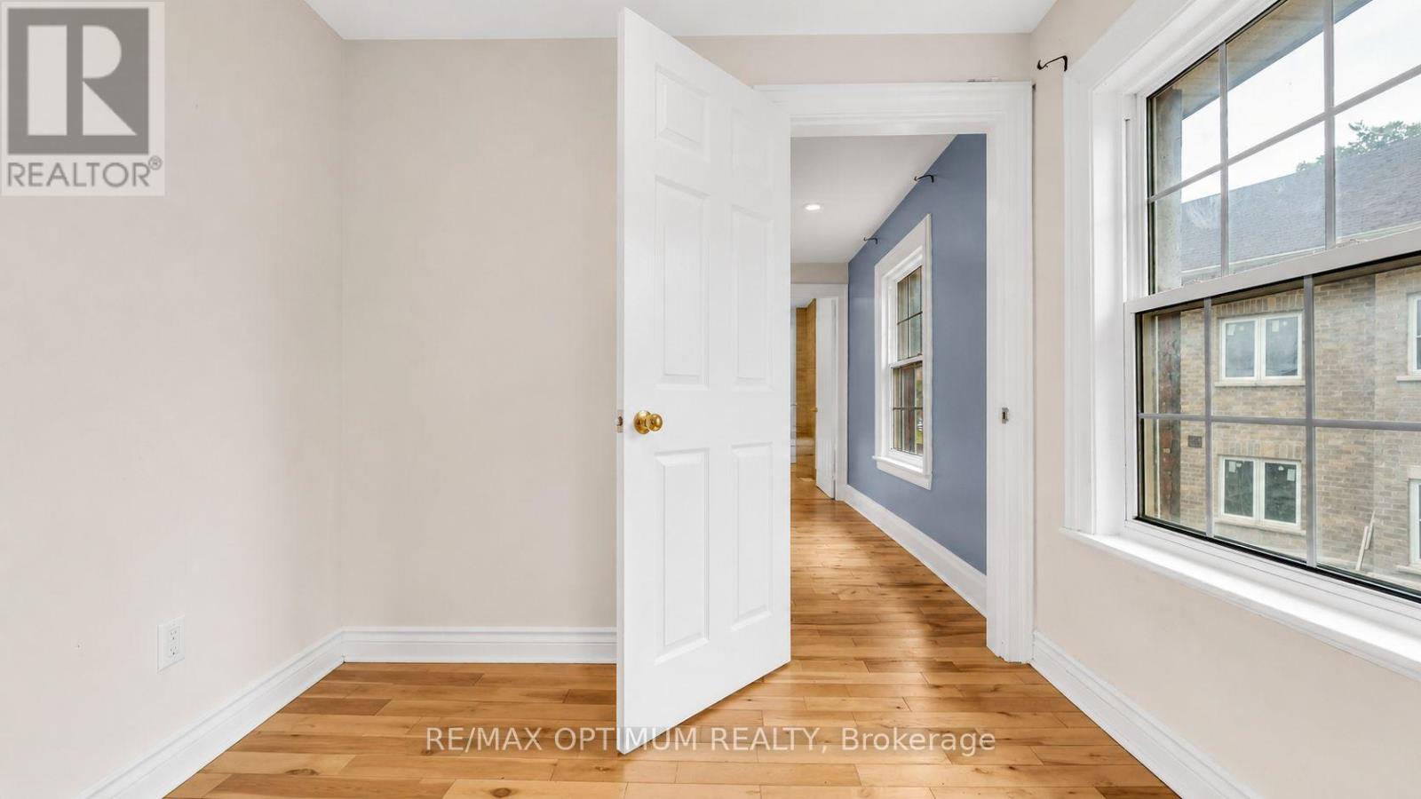 59 Railroad Street Property Photo 12