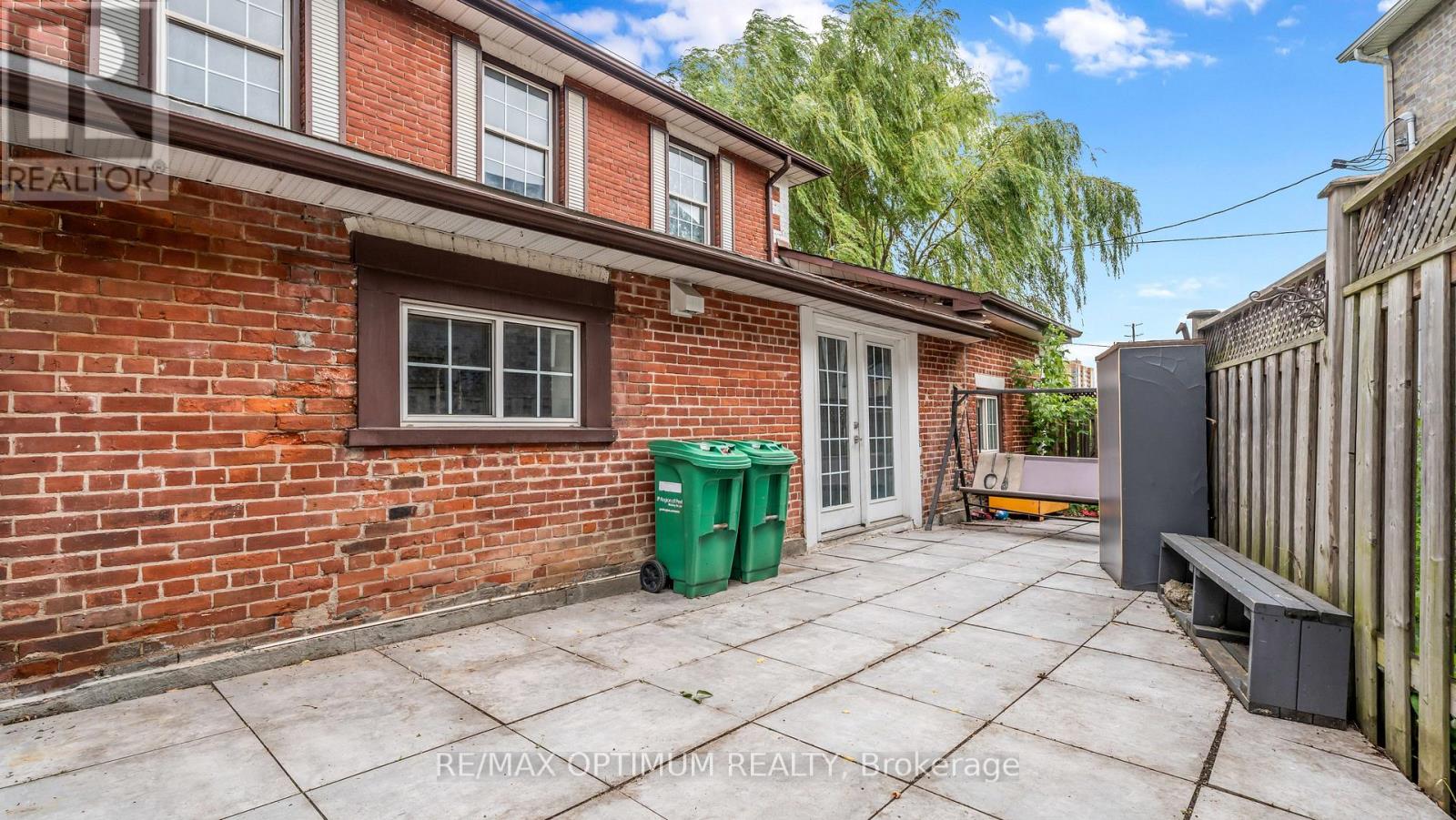59 Railroad Street Property Photo 22