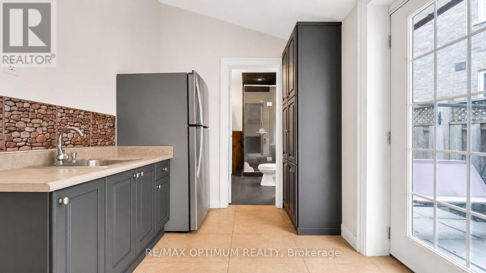 59 Railroad Street Property Photo 24