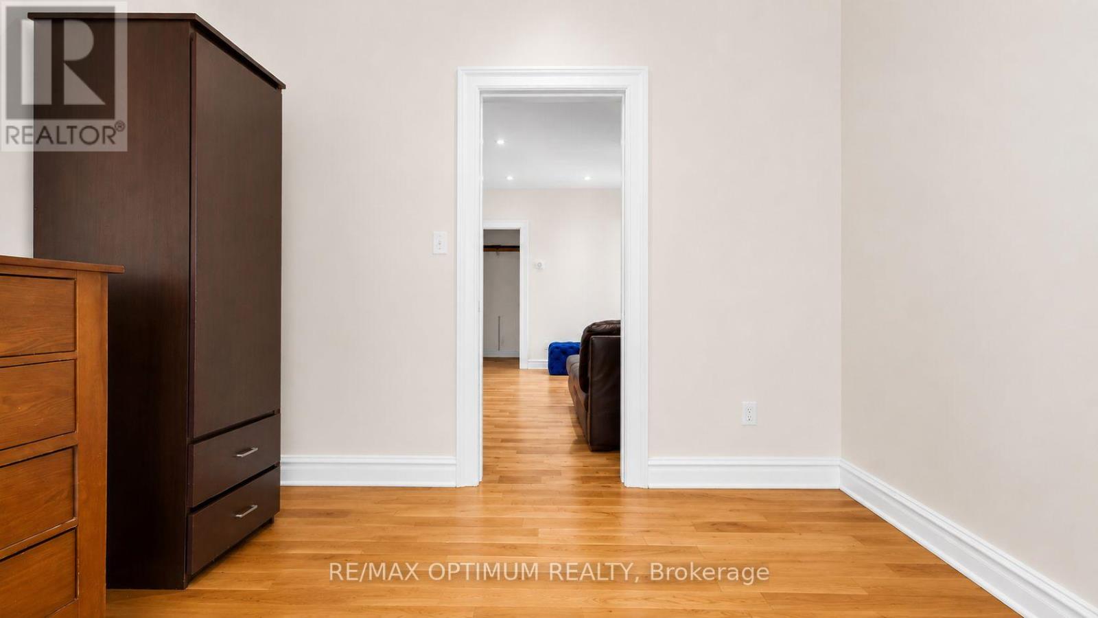 59 Railroad Street Property Photo 28