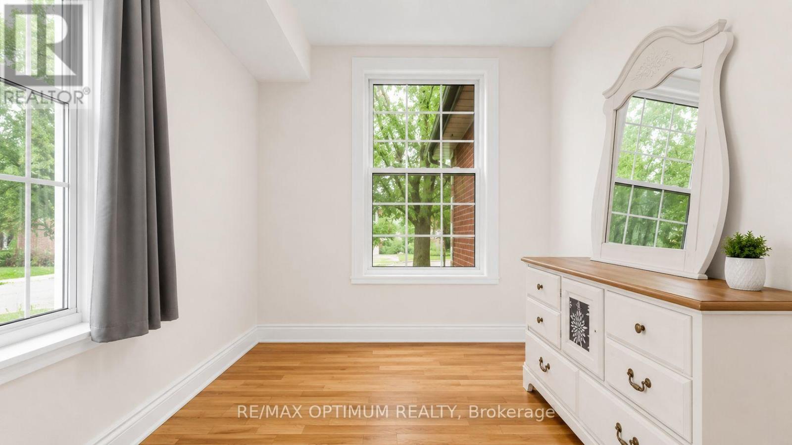 59 Railroad Street Property Photo 29
