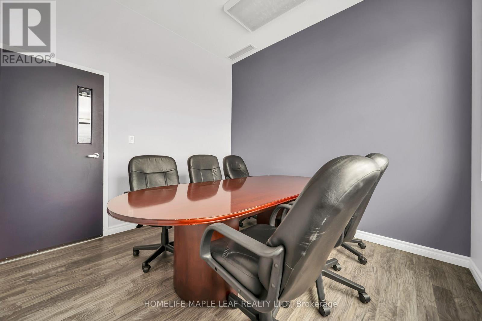 214 - 5 Brisdale Drive Property Photo 13