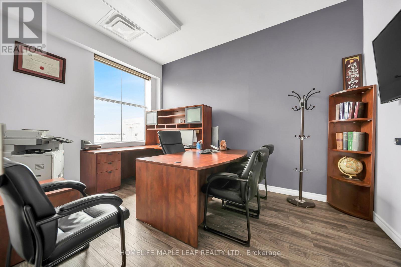 214 - 5 Brisdale Drive Property Photo 24