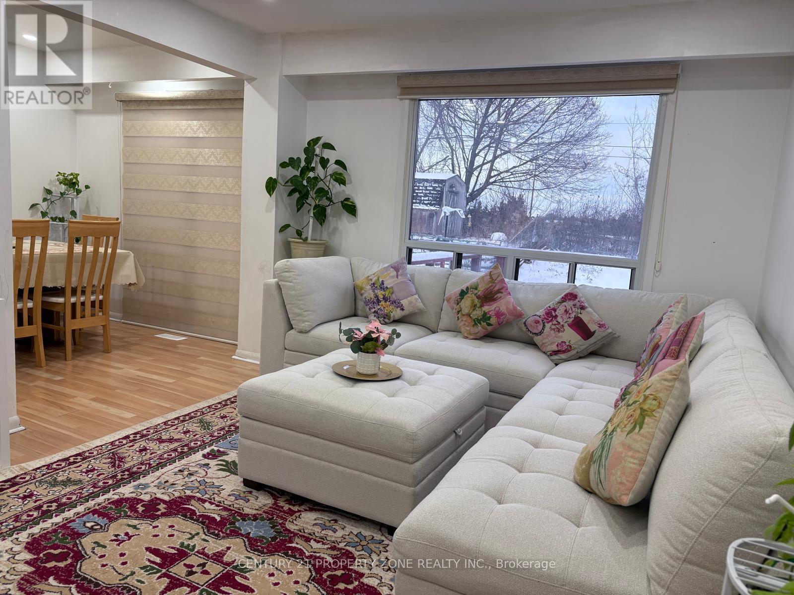244 Royal Salisbury Way Property Photo 6