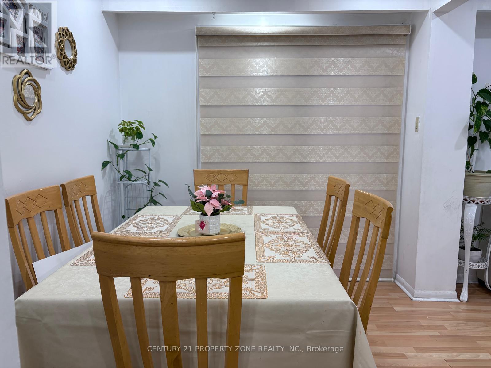 244 Royal Salisbury Way Property Photo 9