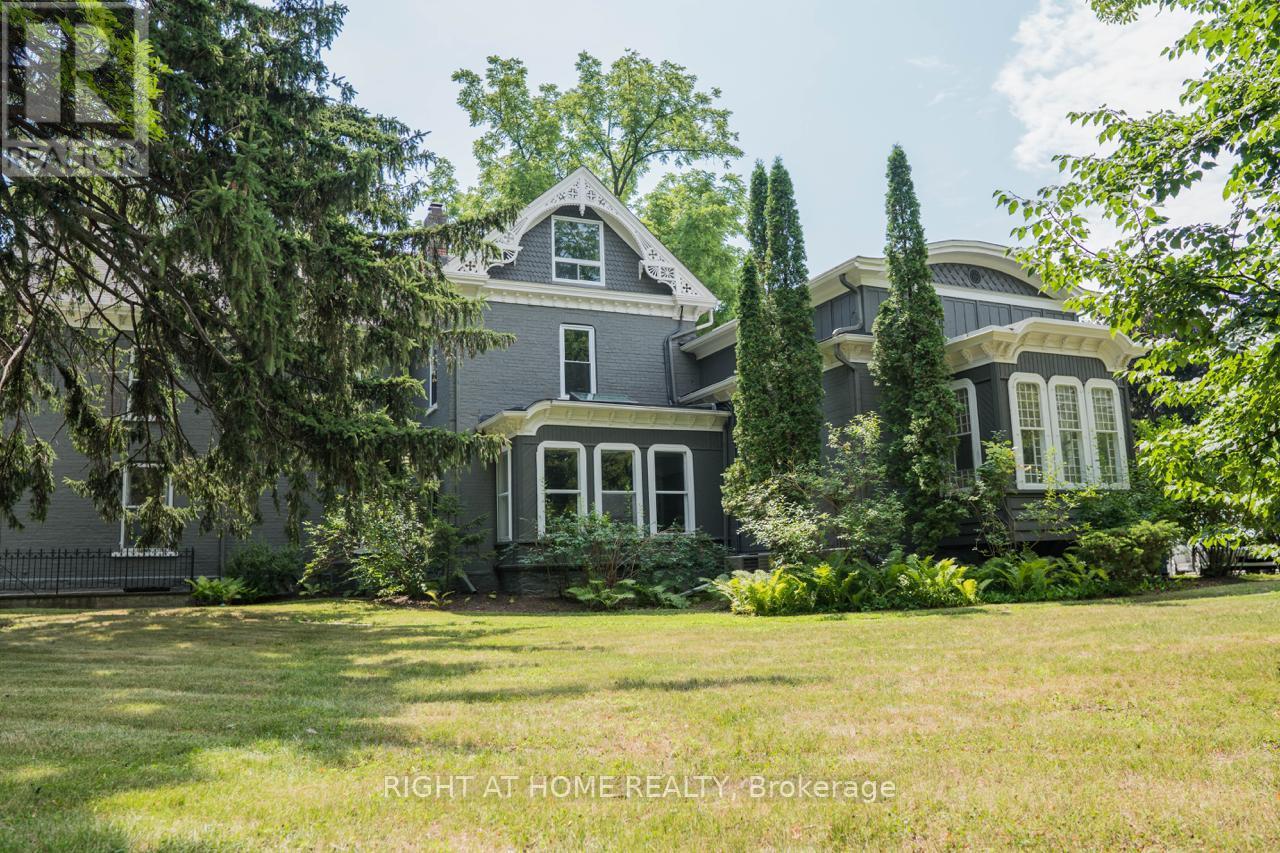1 - 164 TRAFALGAR ROAD